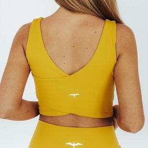 Iwa Company Kipuni Top/Sports Bra (M) Golden Hour